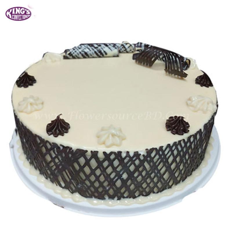 Royal Vanilla Cake